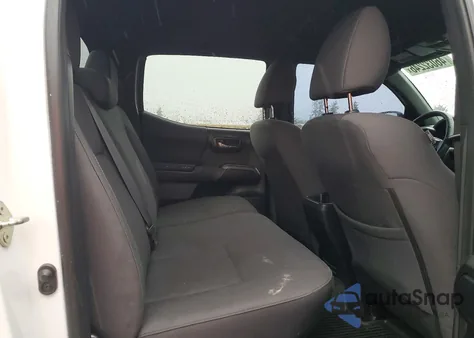 2017 Toyota Tacoma Trd Off-Road z USA, uszkodzony, nr VIN 3TMDZ5BN6HM028097